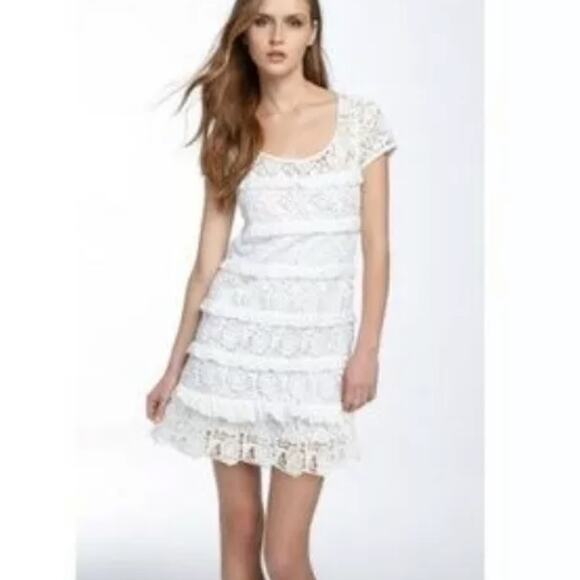 Diane von Furstenberg DVF White Lace ruffle  Arcelia Dress Cap Sleeve Lined sz 4 - Picture 1 of 8